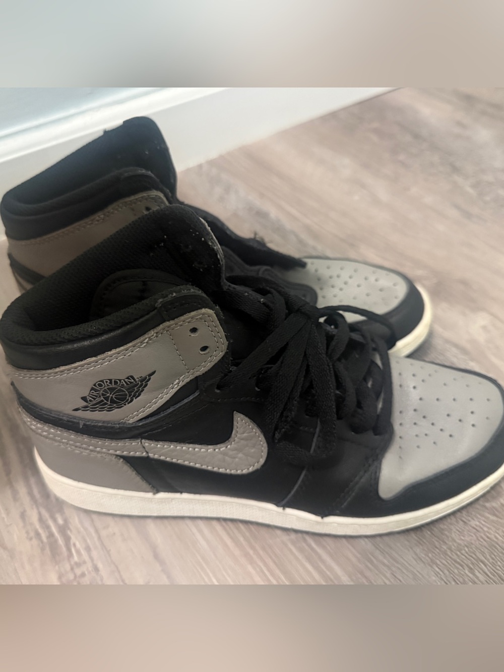 Air- Jordan 1’s Mid Gray and Black- size 6.5Y